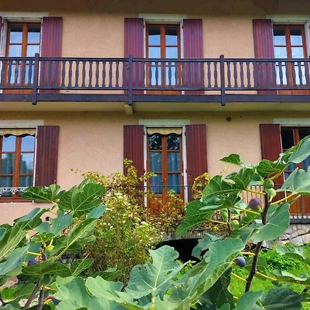 Entier Pour 6 Personnes 3*